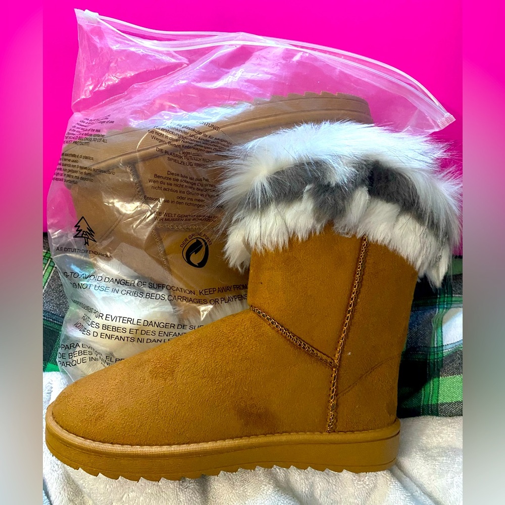Fur trim winter boots